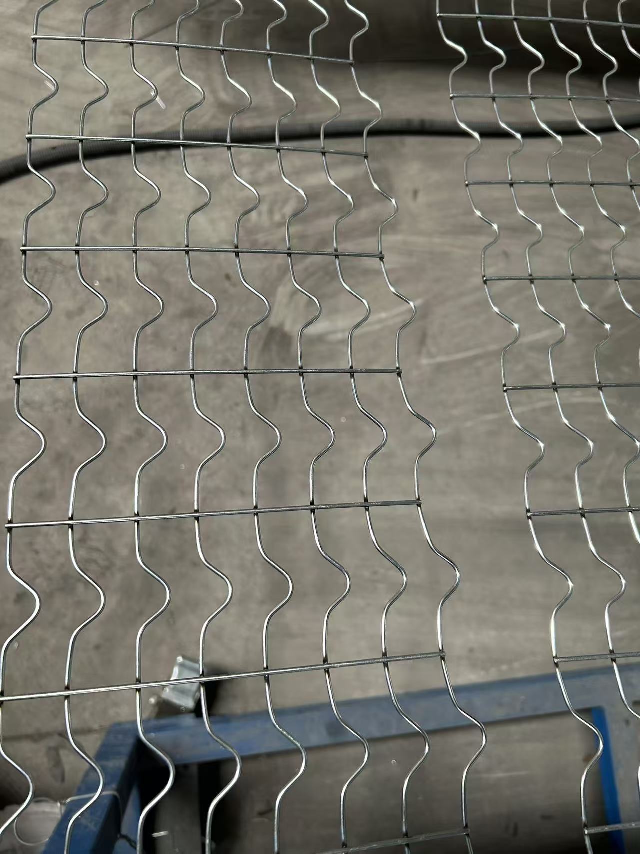 Cwc Welded Wire Mesh Point Welded CWC Reinforced Mesh 2.4MM ISO 9001 Pipeline Coating Mesh