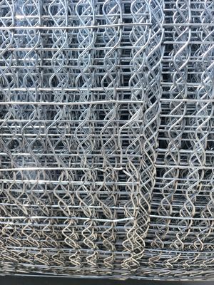 6Lines Welded Galvanized Pipeline Coating Mesh 2.3mm 2.7mm For Subsea Gas And Oil Pipeline