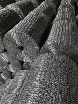 Aperture 25.4mm X 67mm Hot Dip Galvanized Wire Pipeline Reinforced Mesh For Everglades Gas								
