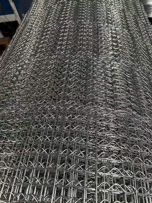 custom 2.2 MM Welded CWC Pipeline Reinforced Mesh 140m 280m Length Per Roll